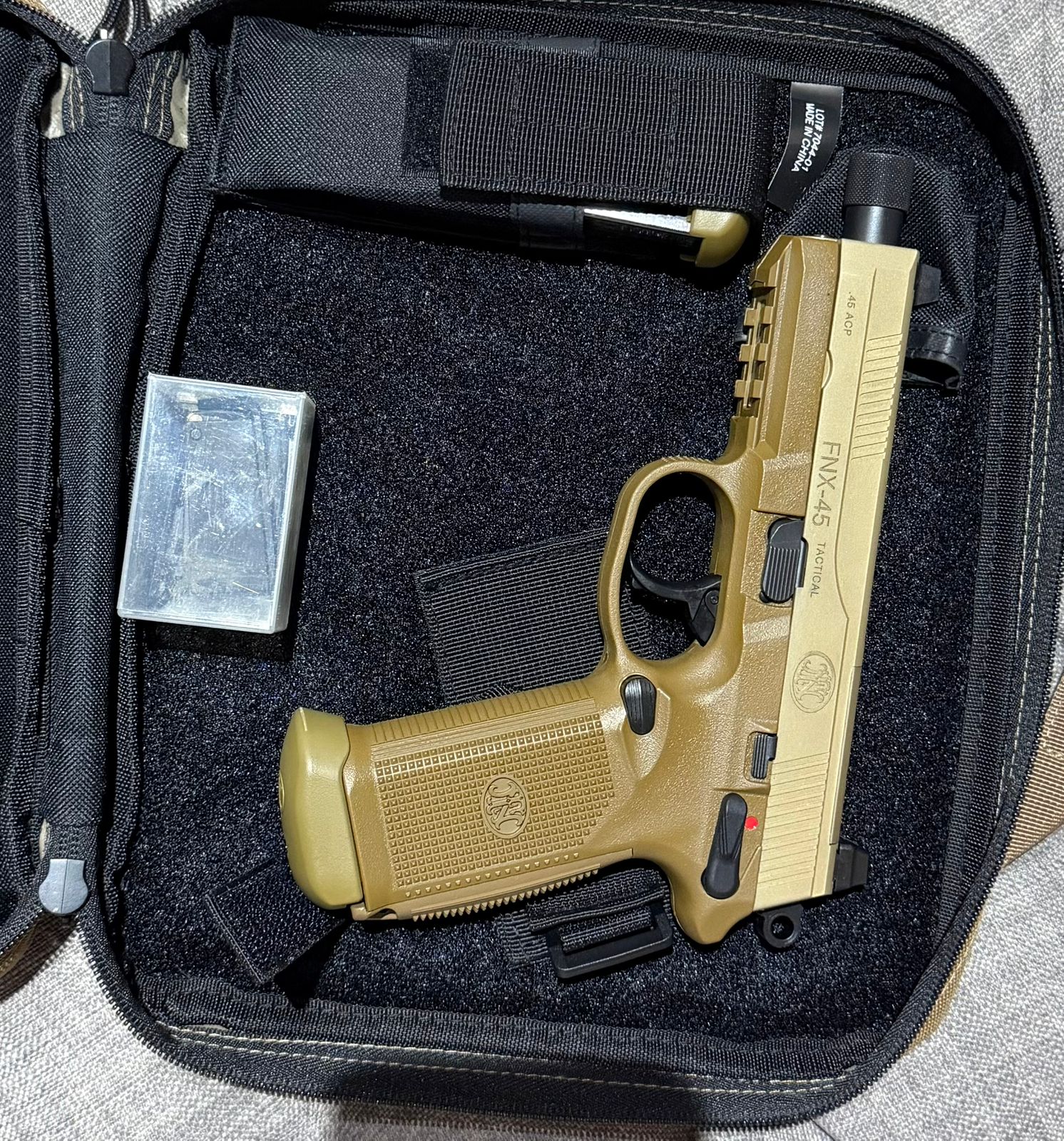 Pistola FNX 45 AUTO