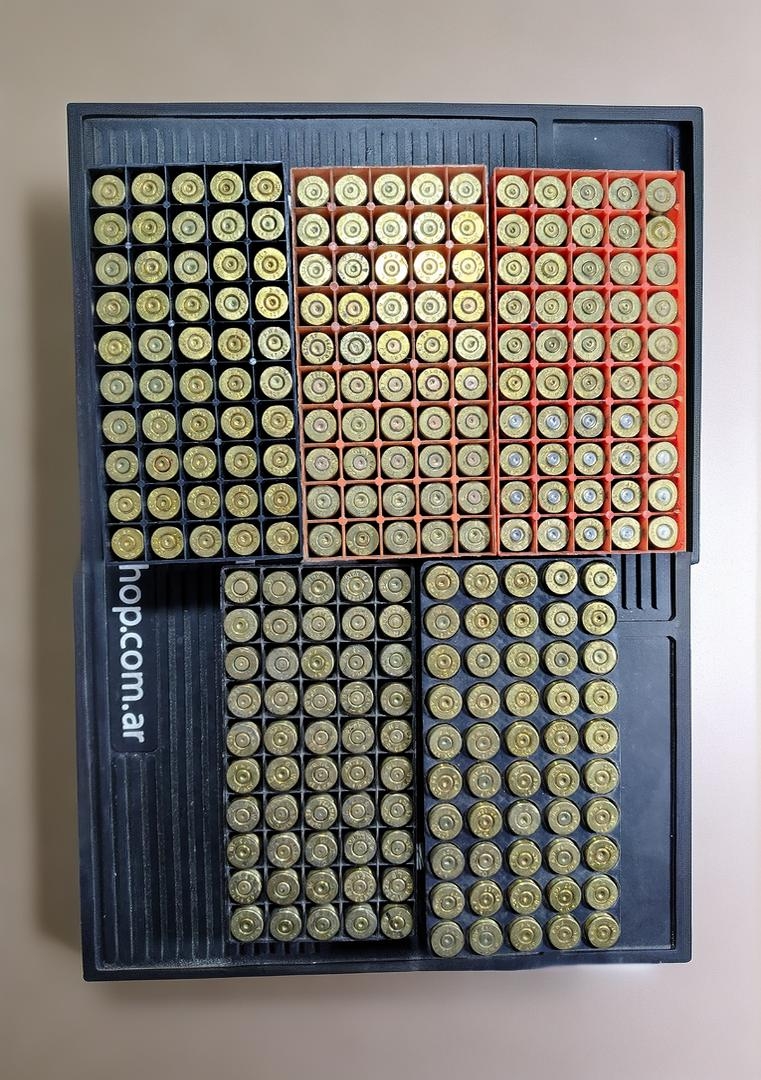 250 vainas 45 acp de una Tirada
