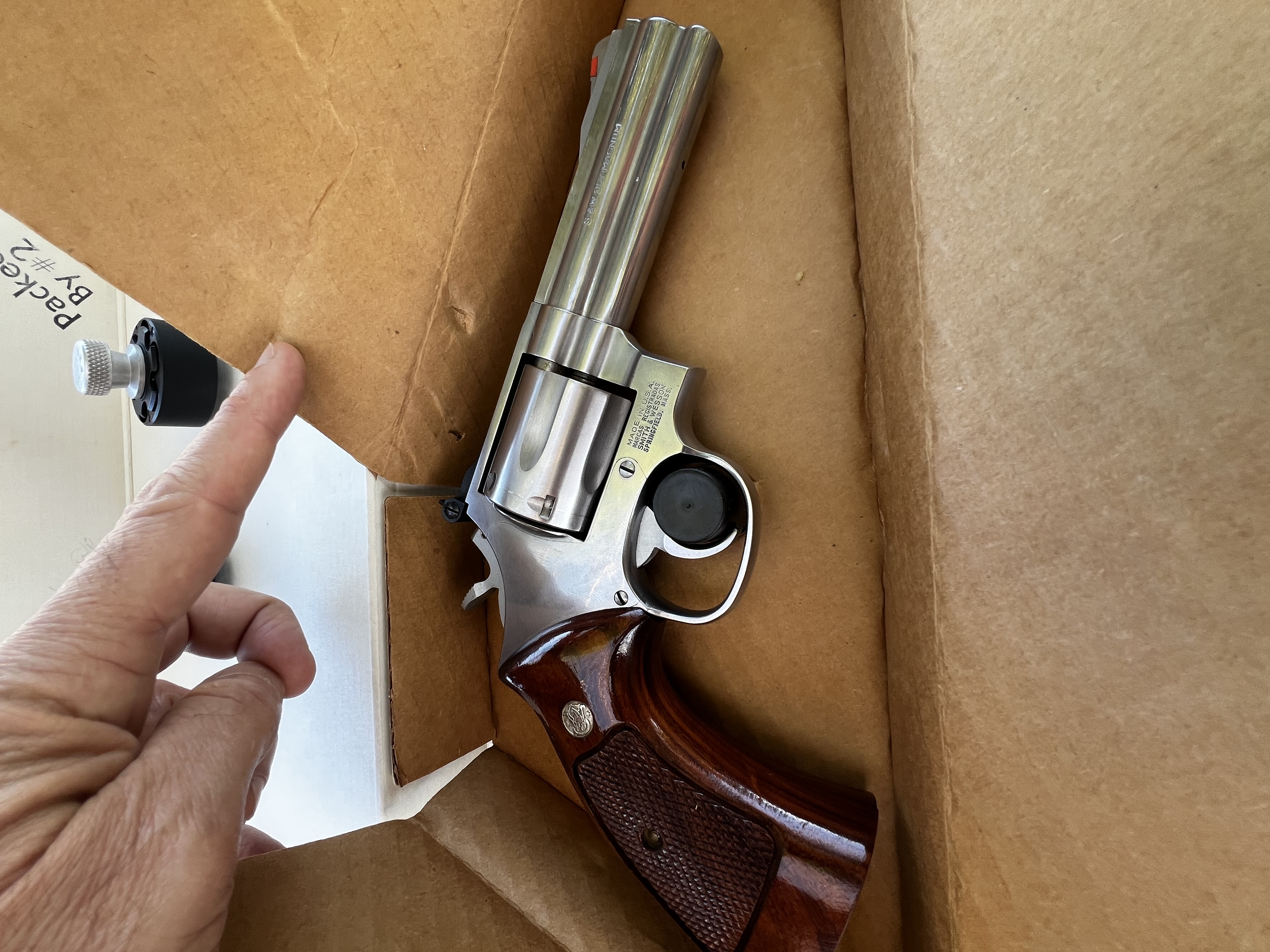 REVOLVER SMITH & WESSON 686-3